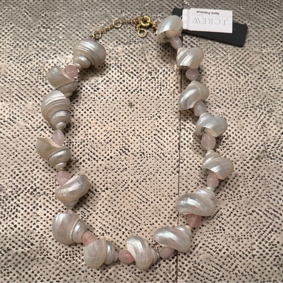 NWT J. Crew White and Gold Shell Necklace - Picture 2 of 3
